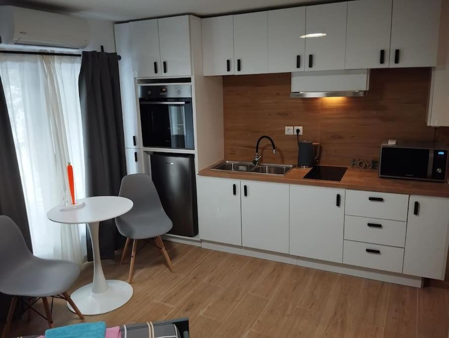 Nektar Cosy Apartment In City Centre Athen Eksteriør bilde